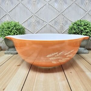 Pyrex Autumn Harvest 443 Cinderella Mixing Bowl
